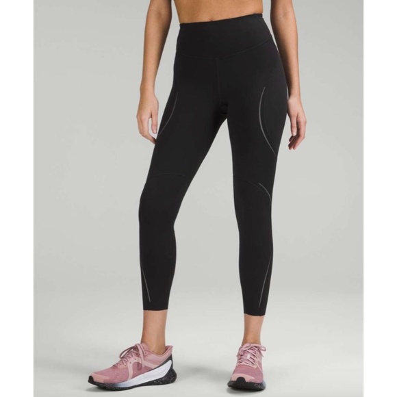 Lululemon Base Pace High-Rise Reflective Tight 25" - Picture 1 of 11